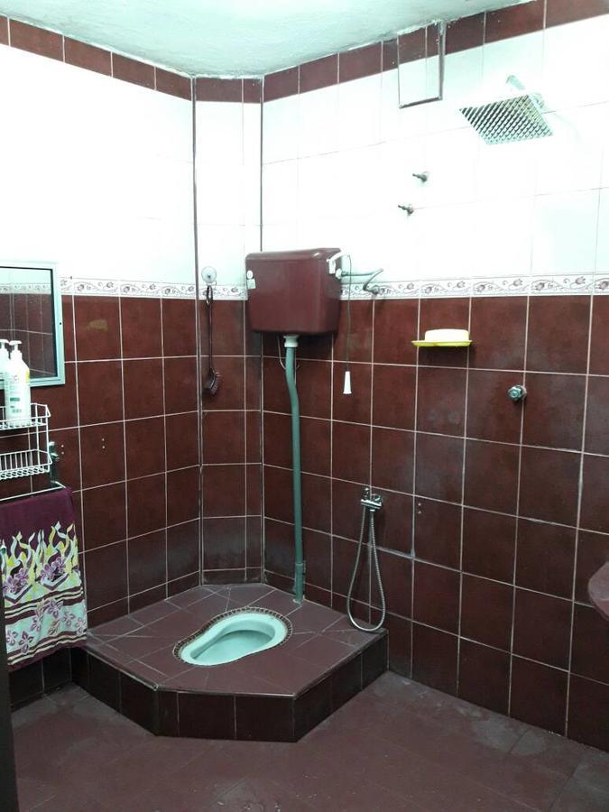 Homestay Ustaz Тайпинг Екстериор снимка